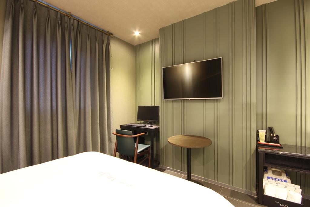 Hotel 38.5 Jinhae Changwon Ngoại thất bức ảnh