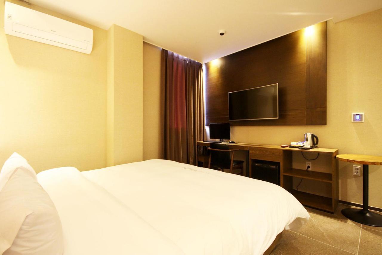 Hotel 38.5 Jinhae Changwon Ngoại thất bức ảnh